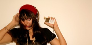 Commute with English