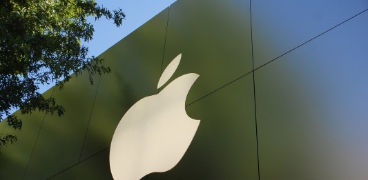 Apple a bezdrátové služby