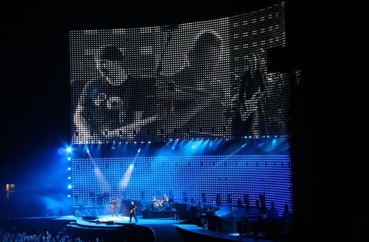 One – U2 U2