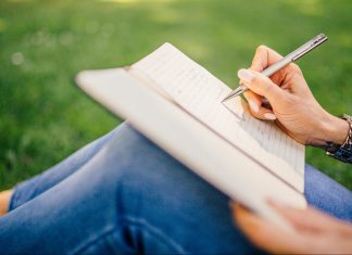 Jen mluvit nestačí, zapište si za uši